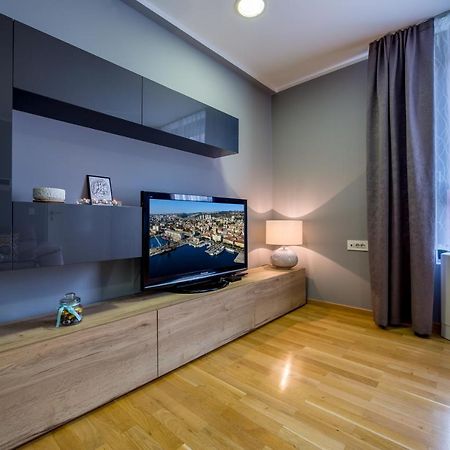 Elena Apartment Rijeka Ngoại thất bức ảnh